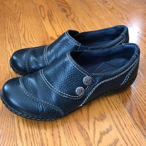 Clarks Bendable Navy Ashland 7.5